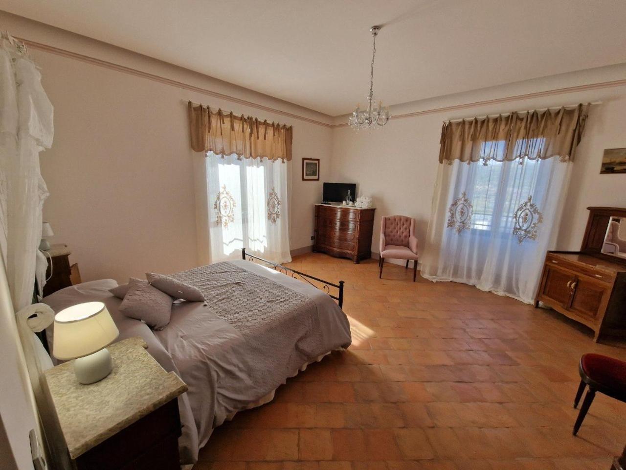 Palazzo Palitti Bed & Breakfast Roio Ngoại thất bức ảnh